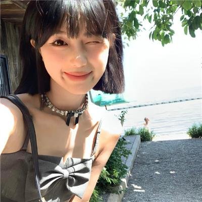 伞少女
